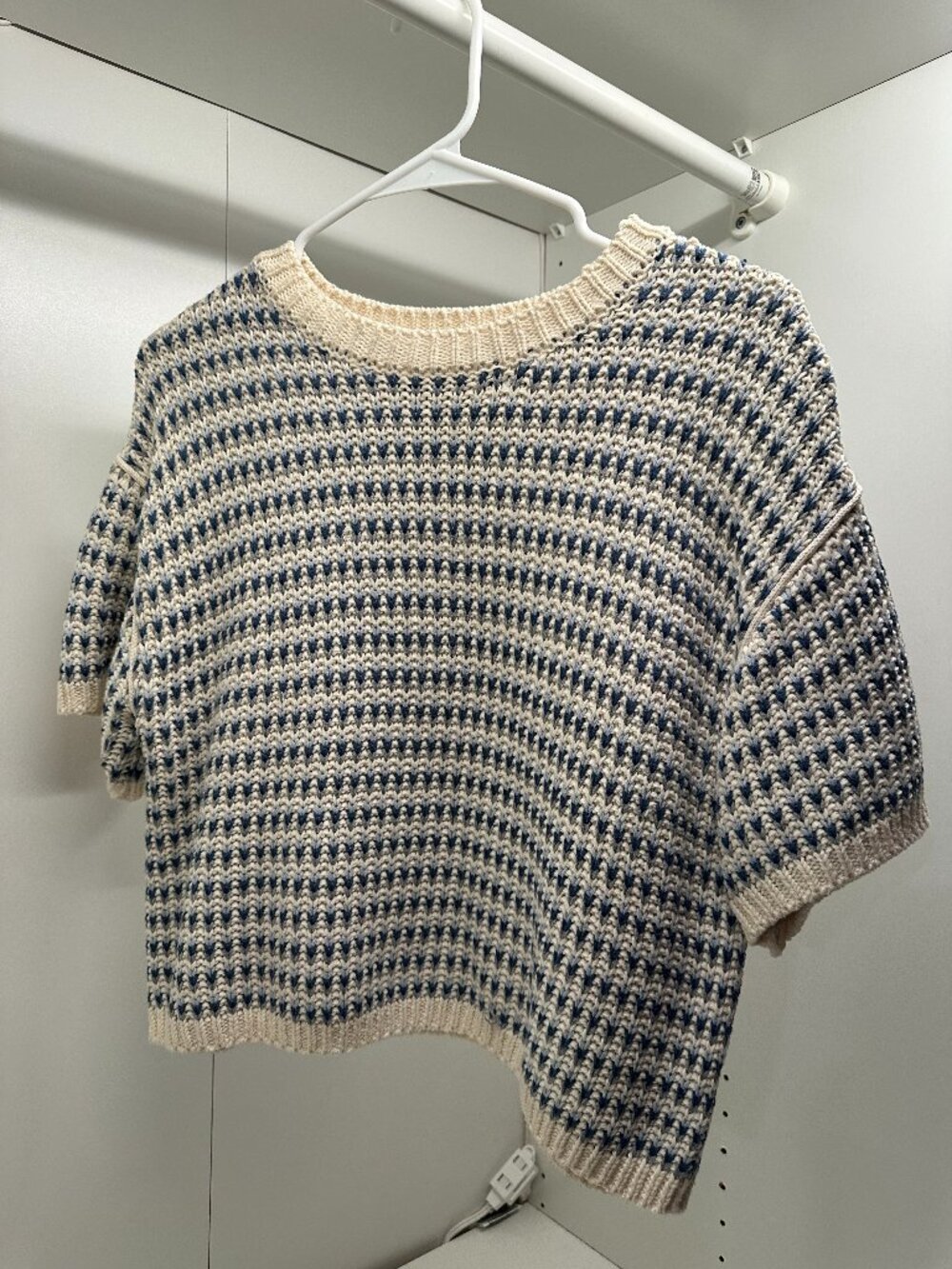 Stitches + Stripes Cream Blue Striped Short Sleeve Knit Sweater Top Size M